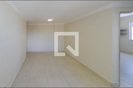 Sala de apartamento para alugar com 2 quartos, 80m² em Padre Eustáquio, Belo Horizonte