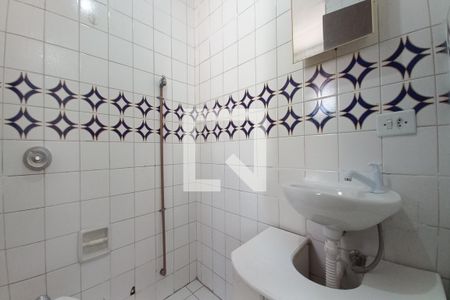 Banheiro de apartamento para alugar com 1 quarto, 58m² em Centro, Campinas