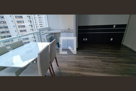 Sala/Cozinha/Varanda de apartamento para alugar com 1 quarto, 35m² em Real Parque, São Paulo