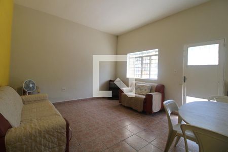 Sala de casa para alugar com 3 quartos, 80m² em Vila Industrial (campinas), Campinas