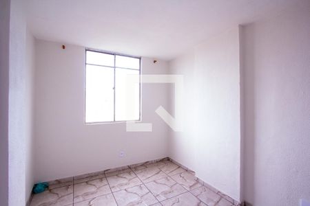 Quarto 2 de apartamento para alugar com 2 quartos, 56m² em Mutondo, São Gonçalo