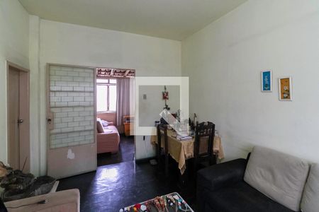 Sala  de casa para alugar com 3 quartos, 384m² em Carlos Prates, Belo Horizonte