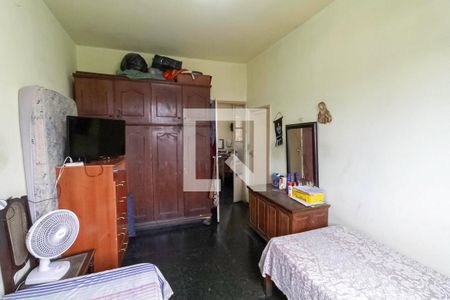 Quarto 1 de casa para alugar com 3 quartos, 384m² em Carlos Prates, Belo Horizonte