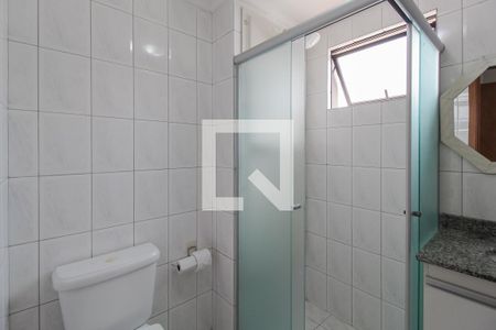 Banheiro suíte de apartamento para alugar com 3 quartos, 95m² em Vila Nossa Senhora das Vitorias, Mauá