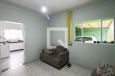 Sala 2 de casa à venda com 3 quartos, 260m² em Piratininga, Belo Horizonte