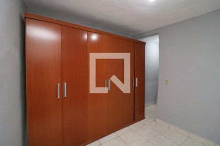 Quarto 2 de casa para alugar com 2 quartos, 120m² em Jardim Santa Adelia, São Paulo