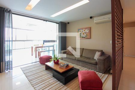 Sala de apartamento à venda com 4 quartos, 191m² em Barra da Tijuca, Rio de Janeiro