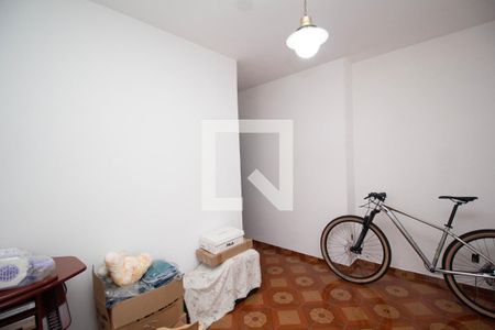 Quarto 1 de casa para alugar com 4 quartos, 340m² em Jardim Santo Elias, São Paulo