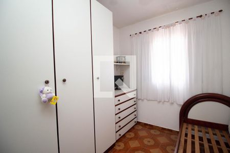 Quarto 2 de casa para alugar com 4 quartos, 340m² em Jardim Santo Elias, São Paulo