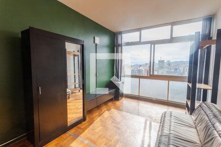 Sala/Quarto de kitnet/studio para alugar com 1 quarto, 30m² em Santo Agostinho, Belo Horizonte