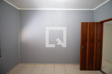 Quarto 1 de casa para alugar com 2 quartos, 110m² em Jardim Alto Pedroso, São Paulo