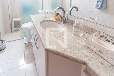 Banheiro de apartamento para alugar com 3 quartos, 80m² em Vila Santa Teresa, Santo André