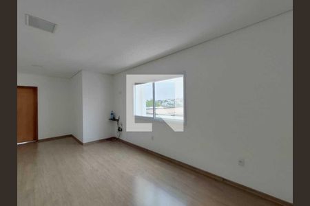 Sala de TV de casa de condomínio para alugar com 4 quartos, 333m² em Swiss Park, Campinas