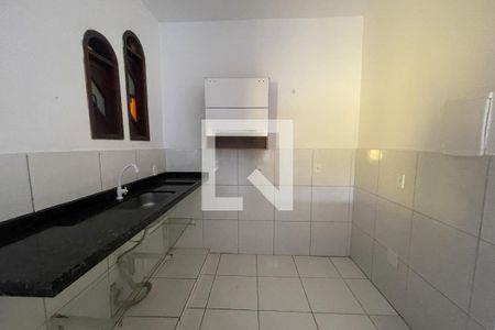 Cozinha de casa para alugar com 1 quarto, 42m² em Vila Maria Helena, Duque de Caxias