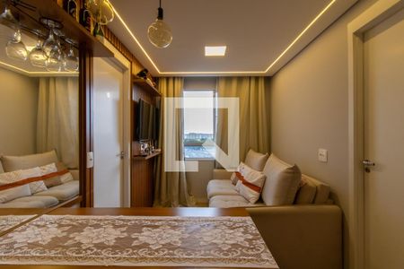 Sala de apartamento para alugar com 2 quartos, 39m² em Vila das Bandeiras, Guarulhos