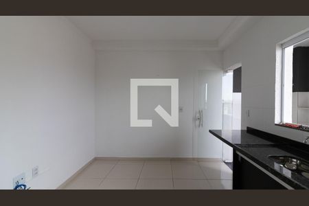 Sala/Cozinha de apartamento para alugar com 1 quarto, 40m² em Vila Nova Savoia, São Paulo