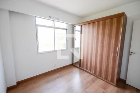 Quarto 1 de apartamento para alugar com 3 quartos, 70m² em Vila Isabel, Rio de Janeiro