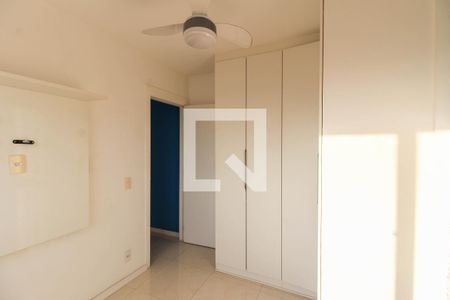 Quarto 1 de apartamento para alugar com 2 quartos, 46m² em Centro, Belford Roxo