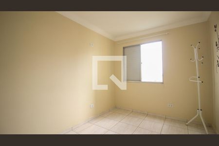 Quarto 1 de apartamento para alugar com 2 quartos, 57m² em Vila Ivone, São Paulo