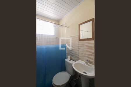 Banheiro de apartamento para alugar com 1 quarto, 44m² em Dom Rodrigo, Nova Iguaçu