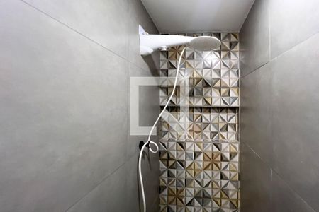 Banheiro de kitnet/studio para alugar com 1 quarto, 43m² em Vila Mariana, São Paulo