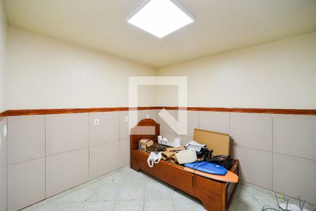 Quarto 2 de casa para alugar com 7 quartos, 383m² em Jardim Itu, Porto Alegre