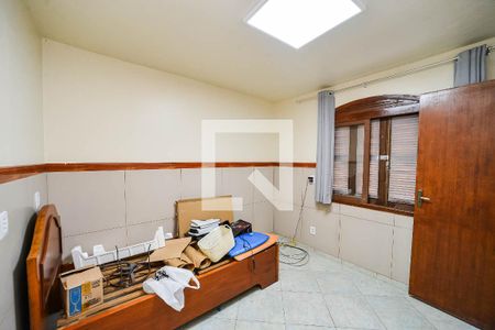 Quarto 2 de casa para alugar com 7 quartos, 383m² em Jardim Itu, Porto Alegre