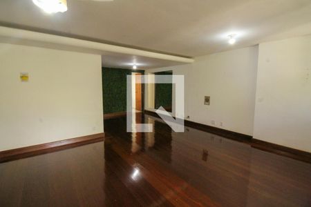 Sala de apartamento para alugar com 3 quartos, 150m² em Barra da Tijuca, Rio de Janeiro