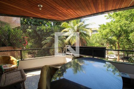 Varanda de apartamento para alugar com 3 quartos, 150m² em Barra da Tijuca, Rio de Janeiro