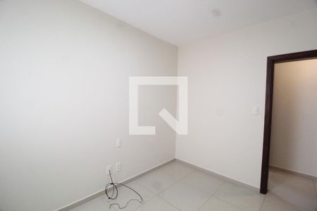 Quarto 1 de apartamento para alugar com 3 quartos, 90m² em Santa Mônica, Uberlândia