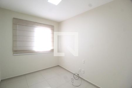 Quarto 1 de apartamento para alugar com 3 quartos, 90m² em Santa Mônica, Uberlândia