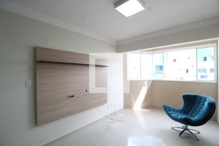 Sala de apartamento para alugar com 3 quartos, 90m² em Santa Mônica, Uberlândia