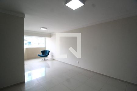 Sala de apartamento para alugar com 3 quartos, 90m² em Santa Mônica, Uberlândia