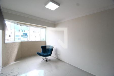 Sala de apartamento para alugar com 3 quartos, 90m² em Santa Mônica, Uberlândia