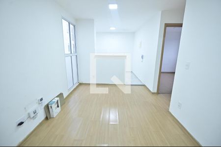 Sala de apartamento para alugar com 2 quartos, 49m² em Residencial Monte Carlo, Goiânia