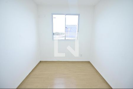 Quarto 01 de apartamento para alugar com 2 quartos, 49m² em Residencial Monte Carlo, Goiânia