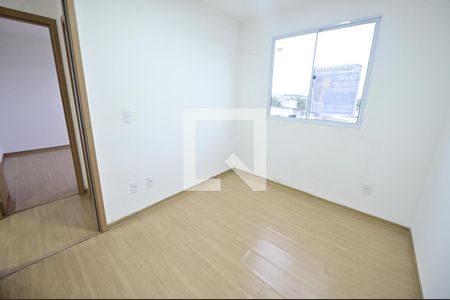 Quarto 01 de apartamento para alugar com 2 quartos, 49m² em Residencial Monte Carlo, Goiânia