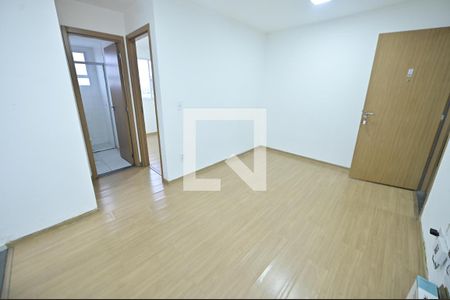 Sala de apartamento para alugar com 2 quartos, 49m² em Residencial Monte Carlo, Goiânia