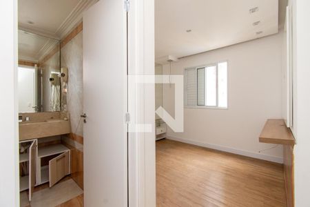 Suíte de apartamento para alugar com 2 quartos, 86m² em Vila Augusta, Guarulhos