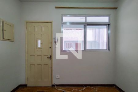 Sala de apartamento para alugar com 1 quarto, 49m² em Boqueirão, Praia Grande