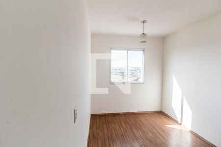 Sala de TV de apartamento para alugar com 2 quartos, 45m² em Vila da Oportunidade, Carapicuíba