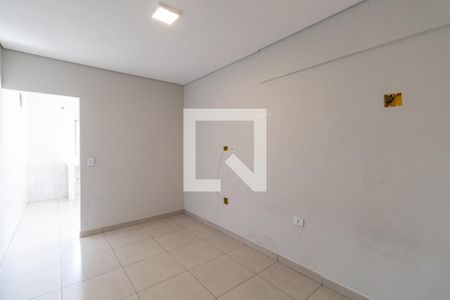 Sala/Quarto de casa para alugar com 1 quarto, 25m² em Cidade Antônio Estêvão de Carvalho, São Paulo