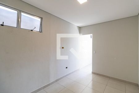 Sala/Quarto de casa para alugar com 1 quarto, 25m² em Cidade Antônio Estêvão de Carvalho, São Paulo