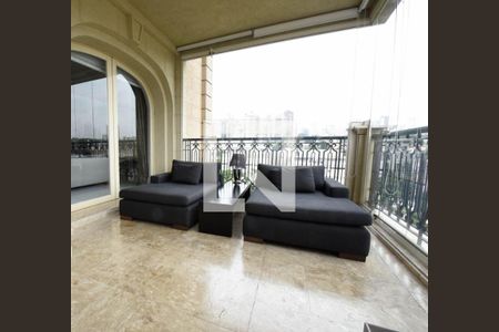 Apartamento à venda com 4 quartos, 700m² em Higienópolis, São Paulo