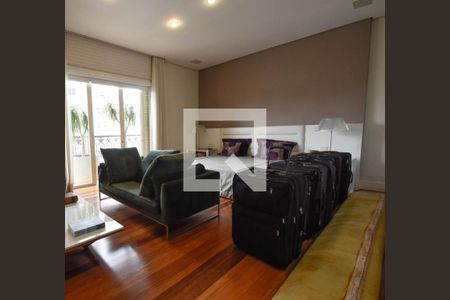 Apartamento à venda com 4 quartos, 700m² em Higienópolis, São Paulo