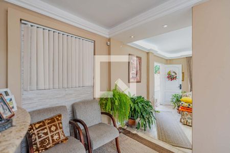 Sala de casa à venda com 4 quartos, 300m² em Vila Nova, Porto Alegre