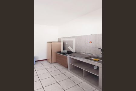 Sala/Cozinha de casa para alugar com 1 quarto, 30m² em Serraria, São José