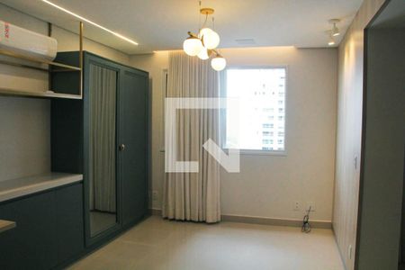 Sala 1 de apartamento para alugar com 2 quartos, 85m² em Setor Bueno, Goiânia