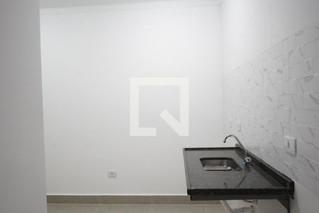 Cozinha de apartamento à venda com 1 quarto, 26m² em Vila Invernada, São Paulo