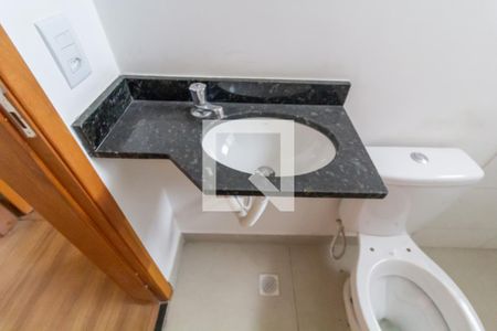 Banheiro de apartamento para alugar com 1 quarto, 38m² em Vila Progresso (zona Leste), São Paulo